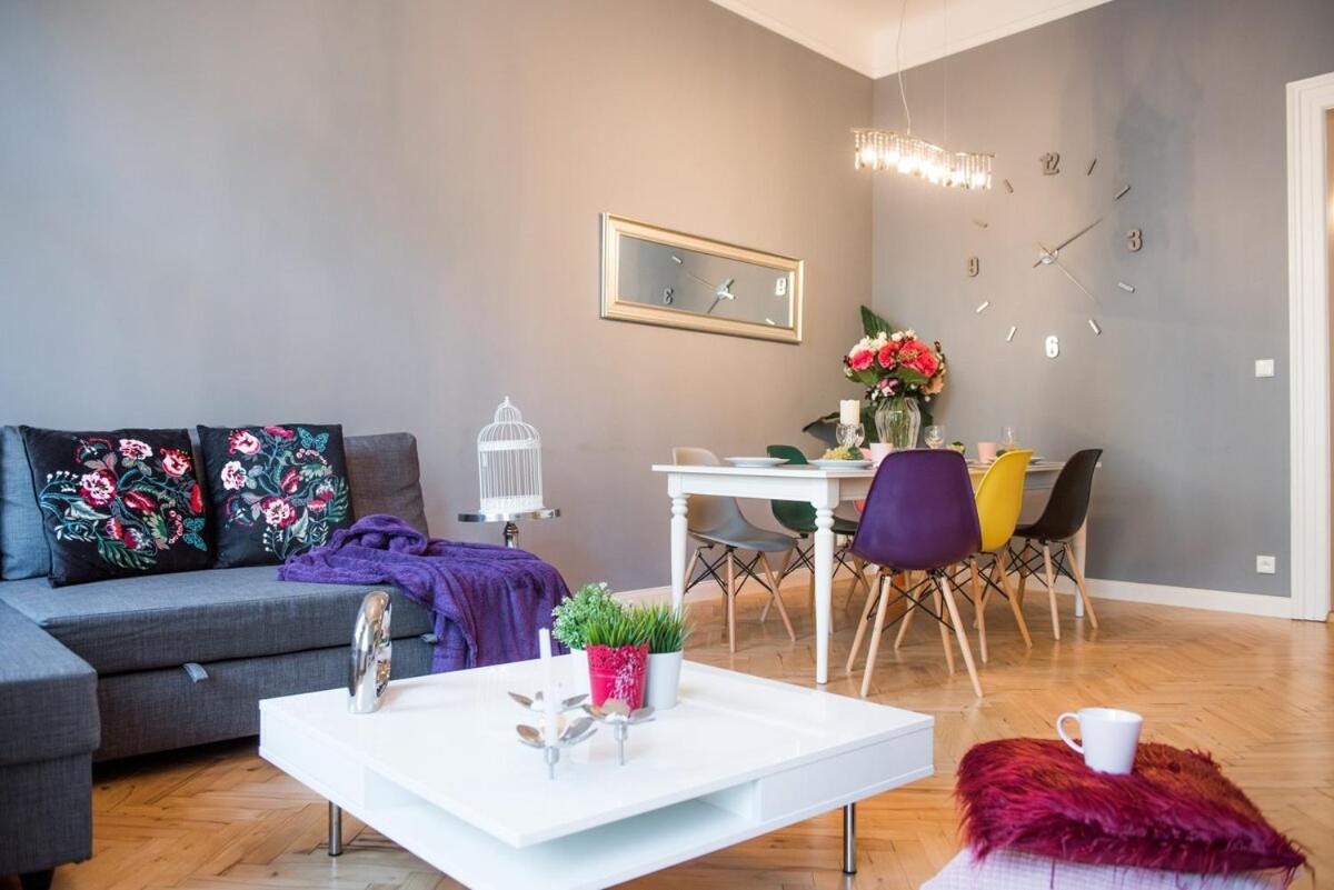 Cityscape Wenceslas Square Apartment Прага Экстерьер фото