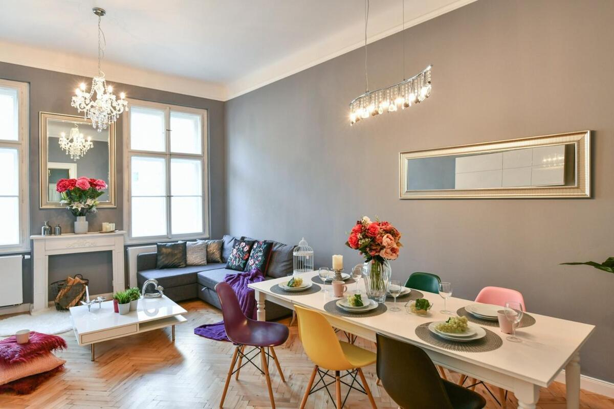 Cityscape Wenceslas Square Apartment Прага Экстерьер фото
